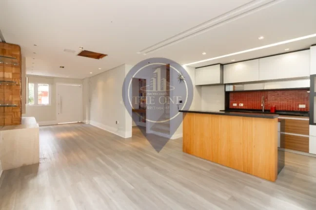 Imagem Casa à venda em São Paulo-SP, Vila Mariana: 3 quartos, 1 suíte, 4 banheiros, 2 vagas, 236m² de área. Aproveite!