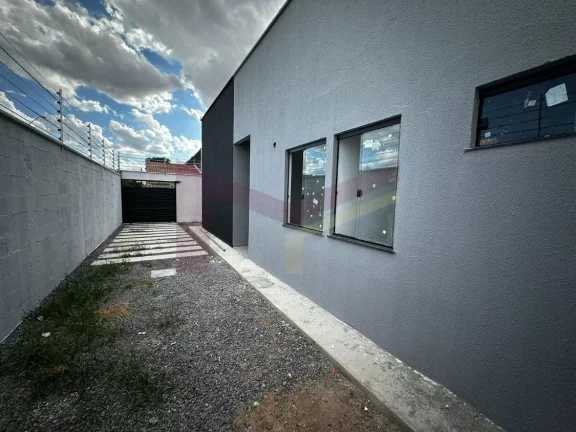 Imagem 2/4 sendo 1 suite na Conceicao