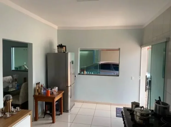 Imagem Vendo Lote com Casa Simples