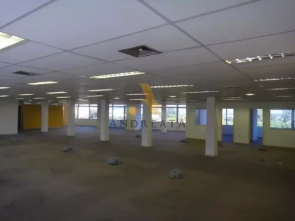 Imagem CENTRO - RUA DO PASSEIO -ALUGO MARAVILHOSO ESPAÇO COMERCIAL LINEAR COM 629M²