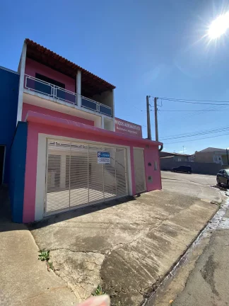 Imagem Sobrado a venda no Bairro Village - Tatuí/SP.