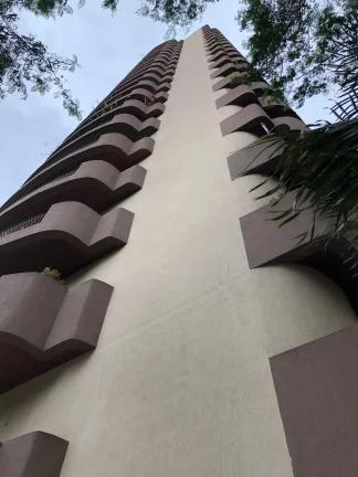 Imóvel de luxo no Morumbi: Apartamento com 5 quartos, 3 suítes e 4 vagas na cidade de São Paulo-SP
