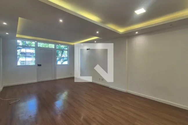 Imagem Casa à Venda - Recreio, 3 Quartos, 200 m2