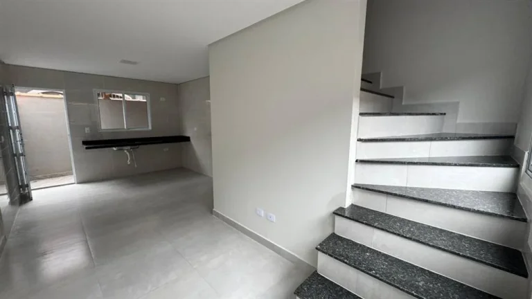 Imagem CASA COM 49.94 m² - MARACANÃ - PRAIA GRANDE SP