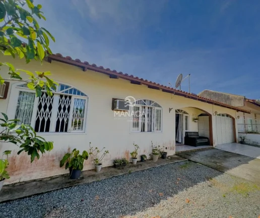 Imagem Casa com 3 quartos sendo 1 suíte 300 metros do mar no Itajuba