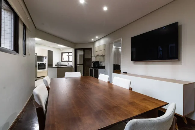 Imagem Apartamento Perdizes - 244M², 4 Dorms, 2 Suítes, 4 Vagas, Varanda, Armários