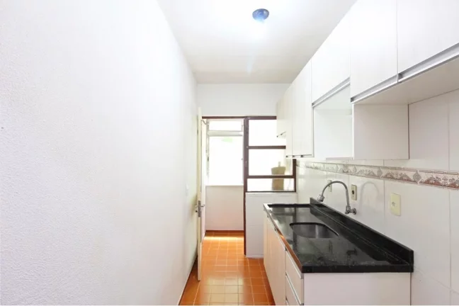 Imagem Apartamento com 1 Quarto à Venda, 46 m² em Teresópolis - Porto Alegre
