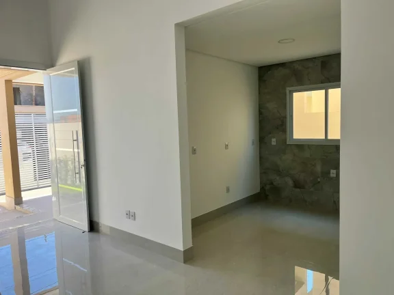 Imagem Casa com 3 dormitórios sendo 1 suíte e 1 vaga de garagem em Gov Celso Ramos/SC