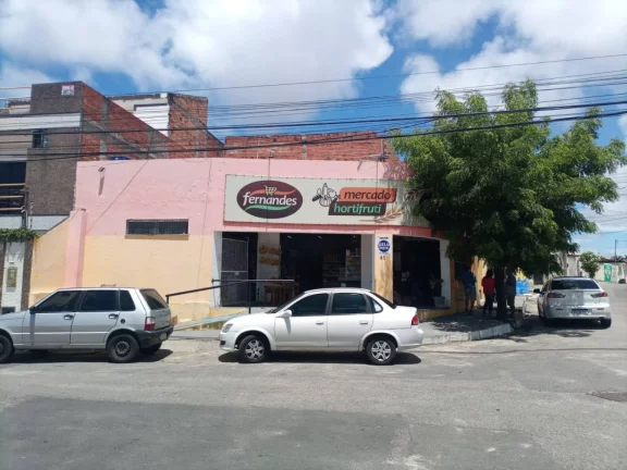 Imagem Casa com ponto comercial