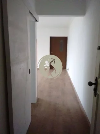 Imagem APARTAMENTO NO EMBARÉ TOTALMENTE REFORMADO,PRÉDIO COM ELEVADOR, SALA PARA 2 AMBIENTES, DORMITÓRIO...