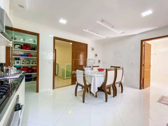 Imagem Casa à venda, 330 m² por R$ 2.300.000,00 - Bonsucesso - Teresópolis/RJ
