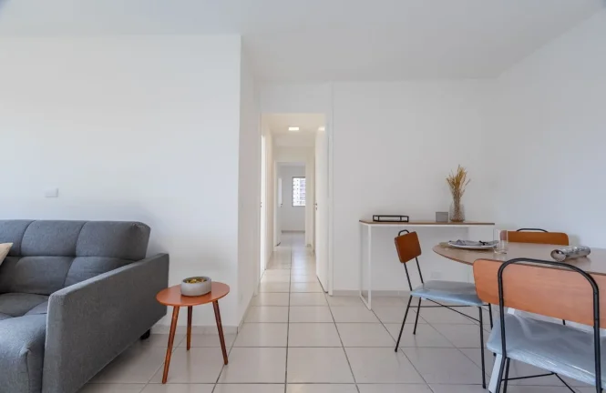 Imagem OPORTUNIDADE IMPERDÍVEL ! Apartamento Reformado 92M², 3Q, 1 Suíte, 2 Banheiros, 1 Vaga, Academia, Quadra, Playground, Salão de Festas, Salão de Jogos.