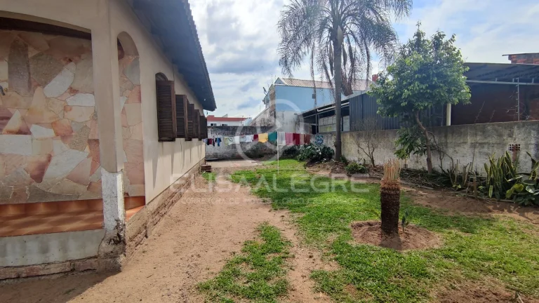 Imagem Casa Térrea c/ amplo pátio, São Sebastião, Esteio