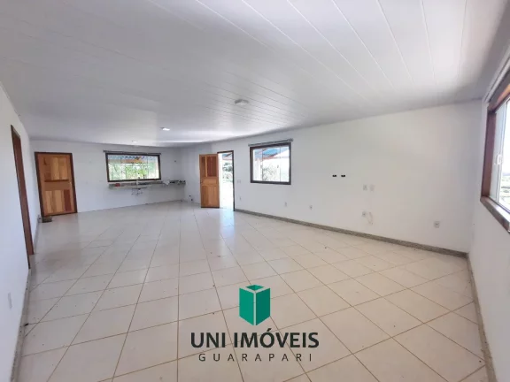 Imagem Maravilhosa chácara de 10.000m² com casa pronta para morar no interior de Guarapari.