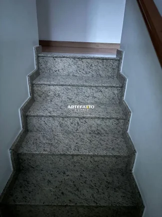 Imagem Casa vendo aceito permuta por apartamento na região !