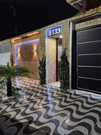 Imagem CASA COM 127.72 m² - CAIÇARA - PRAIA GRANDE SP
