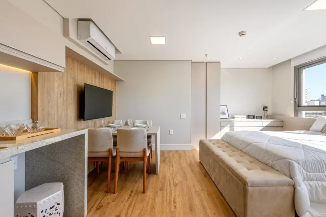 Imagem Studio à venda em Porto Alegre, Petrópolis, com 1 quarto, 37,08m²