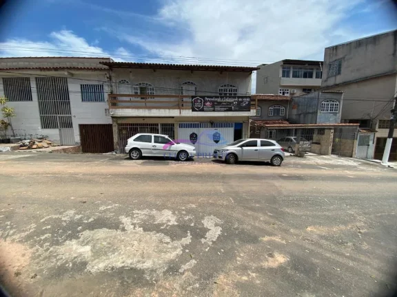 Ampla Casa com Múltiplas Residências - Ideal para Morar e Investir em Vila Velha/ES