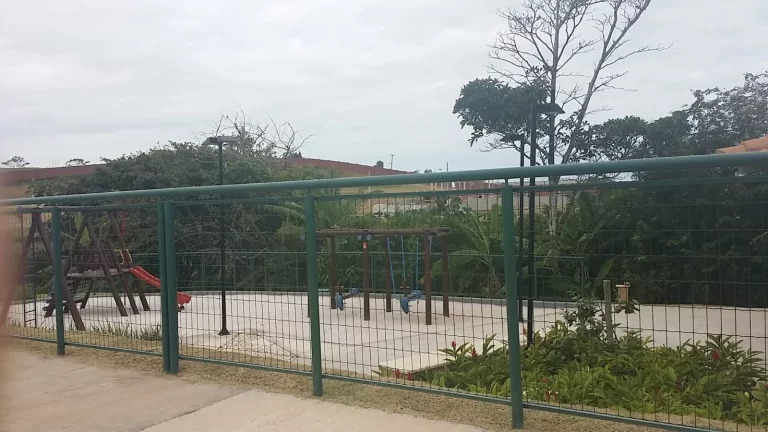 Imagem EXCELENTE TERRENO EM CONDOMINIO FECHADO COM ÁREA DE LAZER COMPLETA