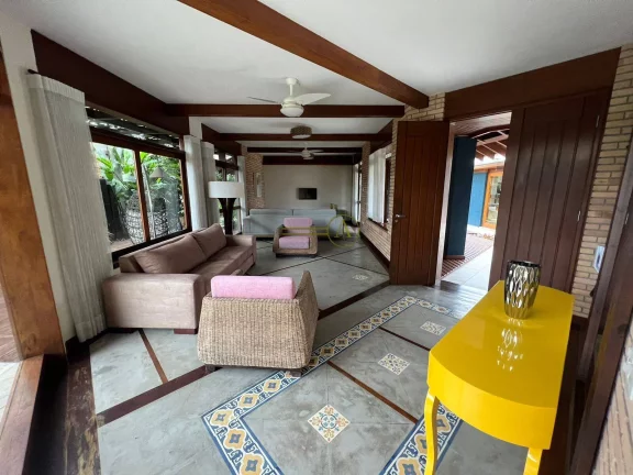 Imagem Casa em dois lotes a venda Condomínio Bougainville II piscina aquecida