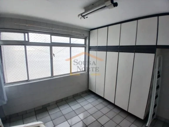 Imagem Apartamento com 70m², dispõe de 2 dormitórios, 1 banheiro, sala ampla, cozinha com planejados, ar...