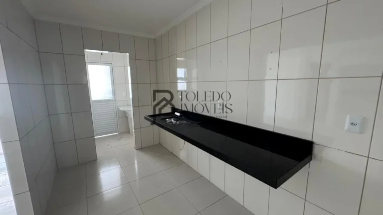 Imagem Apartamento 02 dormitórios sendo 01 suíte com 93m² com 01 vaga de garagem - Vista mar e Sol manhã
