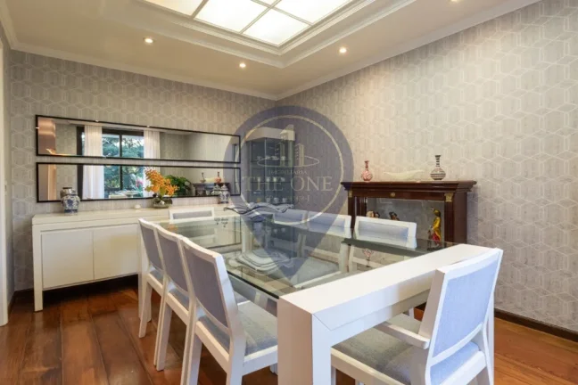 Imagem Apartamento de luxo em Perdizes, São Paulo-SP, com 3 quartos, 3 suítes, 2 salas, 5 banheiros, 3 vagas e 251m². Venha conferir!