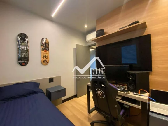 Imagem Apartamento com 2 dormitórios à venda, 75 m² por R$ 1.350.000,00 - Gonzaga - Santos/SP
