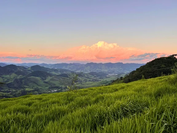 Imagem O Topo da Mantiqueira: Terreno Espetacular com 32.000m², 100% Aproveitável e Vista Infinita