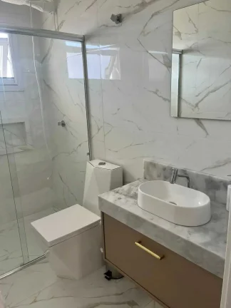 Imagem Casa com 4 suítes sendo 1 master e 4 vagas de garagem - Campeche em Florianópolis/SC