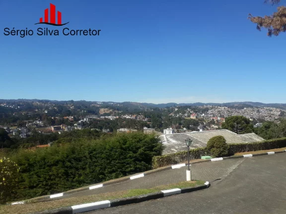 Imagem Casa Nova com 03 Suítes a Venda na Região do Atalaia, em Campos do Jordão.