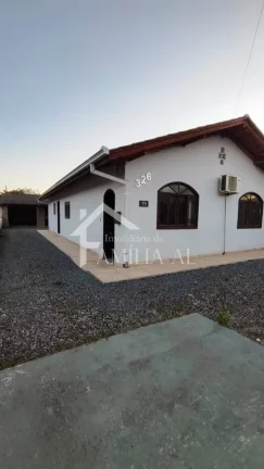Imagem Casa Espinheiros Parcialmente Averbada