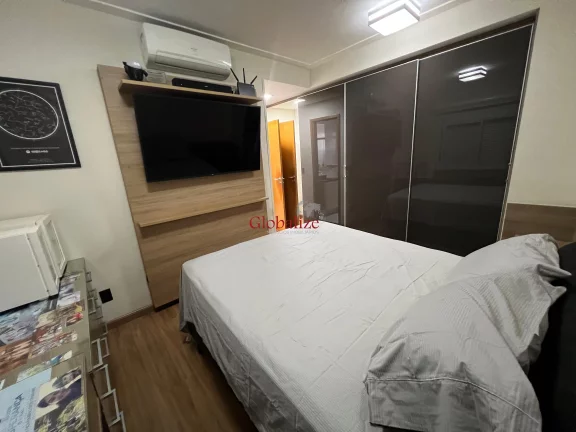 Imagem Apartamento à Venda com 2 Suítes e 2 Vagas no Bairro Ponta da Praia em Santos por R$ 1.500.000,00