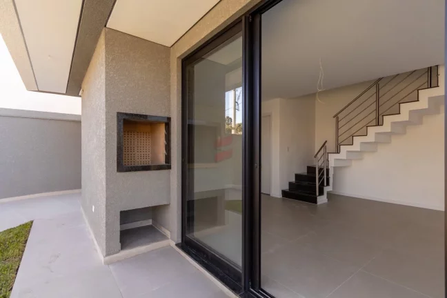 Imagem SOBRADO com 3 dormitórios à venda com 161.7m² por R$ 1.099.000,00 no bairro Pilarzinho - CURITIBA / PR