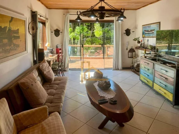 Imagem Casa em Condomínio no Estilo Casa de Campo com Vista para as Montanhas, 3 Quartos em Vargem Grande , Teresópolis-RJ