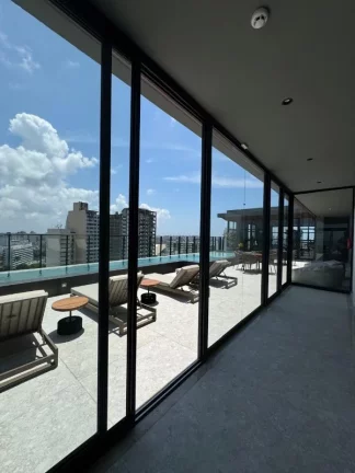 Imagem A 5ª Avenida Imóveis selecionou essa unidade imperdível no ALIVE CORREDOR DA VITÓRIA: Studios com 26,74m2 de área privativa c/ varanda, alto vista mar