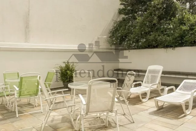 Imagem Apartamento em Pinheiros com 150m², 3 dormitórios (1 suíte) e 1 vaga.