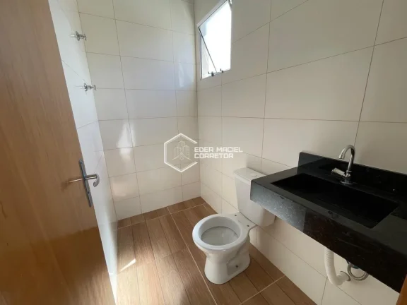 Imagem Apresentamos este lindo sobrado, perfeito para quem busca viver com qualidade de vida ou investir em...