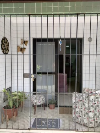 Imagem Casa para Venda em Recife, Cordeiro, 3 dormitórios, 1 suíte, 2 banheiros, 1 vaga