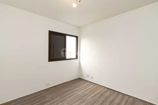 Imagem Apartamento 72M², 3Q, 1 Suíte, 2 Banheiros, 1 Vaga, Piscina, Churrasqueira, Salão de Festas e Jogos, Quadra, Gerador, Brinquedoteca, Playground.
