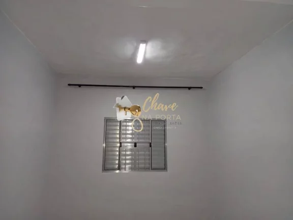 Imagem Sobrado com 4 casas à venda no Embu das Artes