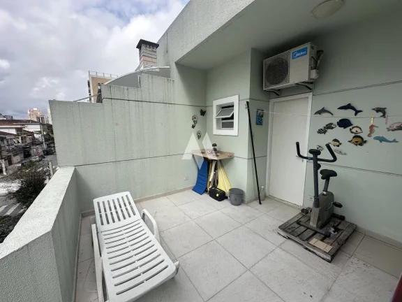 Imagem Casa Triplex com Churrasqueira, Solarium e 3 quartos em Santos!