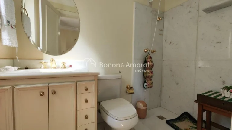 Imagem Sofisticação e exclusividade em um dos endereços mais nobres de Campinas. Este amplo apartamento,...