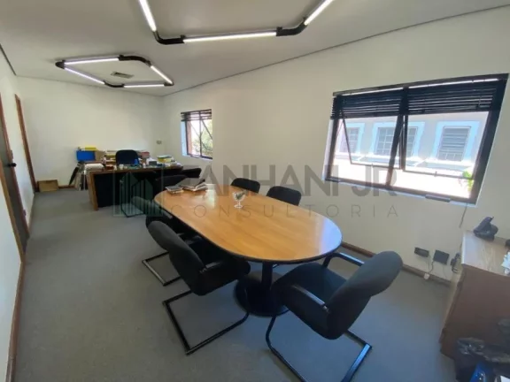 Imagem Imperdível: Casa Comercial de Alto Padrão no Jardim América, São Paulo-SP, 6 salas, 6 banheiros, 20 vagas de garagem, 370m²!