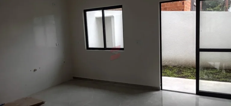 Imagem SOBRADO com 3 dormitórios à venda com 132.68m² por R$ 599.000,00 no bairro Centro - QUATRO BARRAS / PR