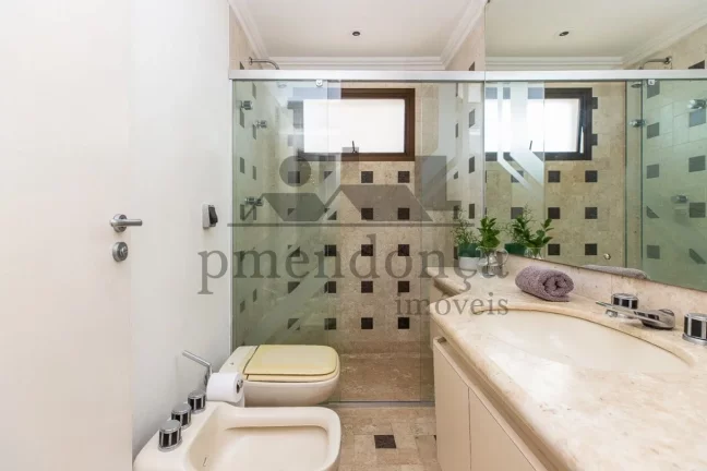 Imagem Pacaembu, apartamento com 4 suítes e 4 vagas, 378m²