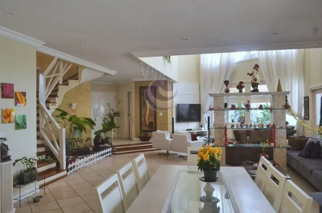 Imagem Villa Minitti - Uma Casa para Celebrar, Investir e Viver Bem no Jardim Acapulco - Guarujá.