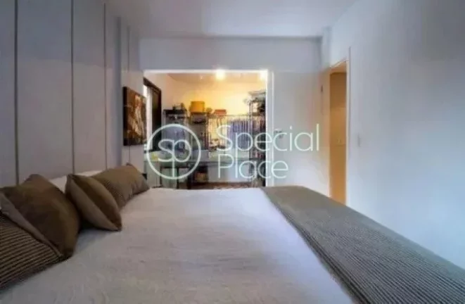 Imagem Apartamento com 95m² em Moema Índios Totalmente reformado, sol da manhã, fora de rota. Living amp...