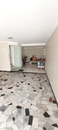 Imagem Casa triplex a venda em Santos no Embaré próximo a praia