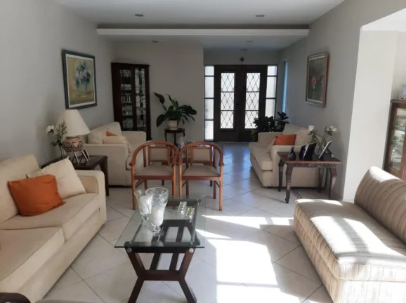 Imagem Casa no Res. Alphaville 2 - 385m²